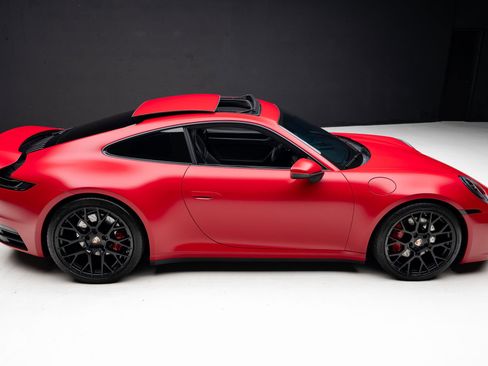 Used 2020 Porsche 911 Carrera 4S image 34