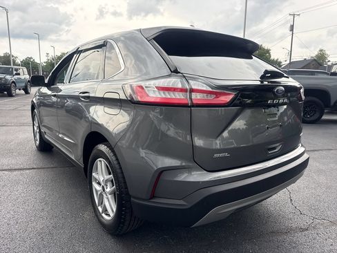 Used 2024 Ford Edge SEL w/ Convenience Package AWD/4WD image 9