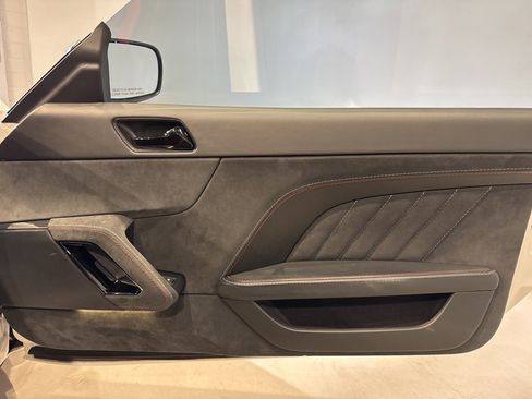 Used 2020 Lotus Evora image 32