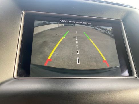 Used 2020 Jeep Grand Cherokee Laredo image 22