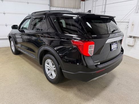 Certified 2020 Ford Explorer XLT w/ Equipment Group 202A AWD/4WD image 7