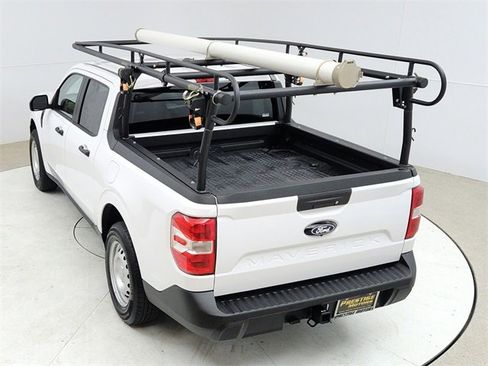 Used 2025 Ford Maverick XLT w/ Equipment Group 302A image 17