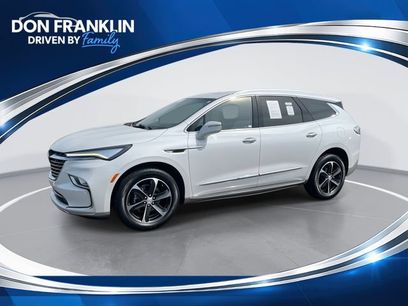 Used 2023 Buick Enclave Essence w/ LPO, Touring Package