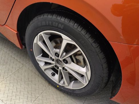 Used 2022 Kia Forte GT-Line w/ GT-Line Technology Package FWD image 31