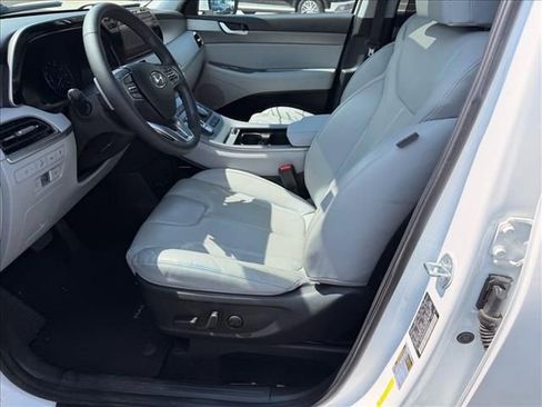 Used 2022 Hyundai Palisade SEL w/ 8P Bench Seat Package AWD/4WD image 7