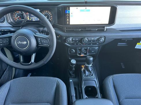 New 2026 Jeep Gladiator Sport AWD/4WD image 15