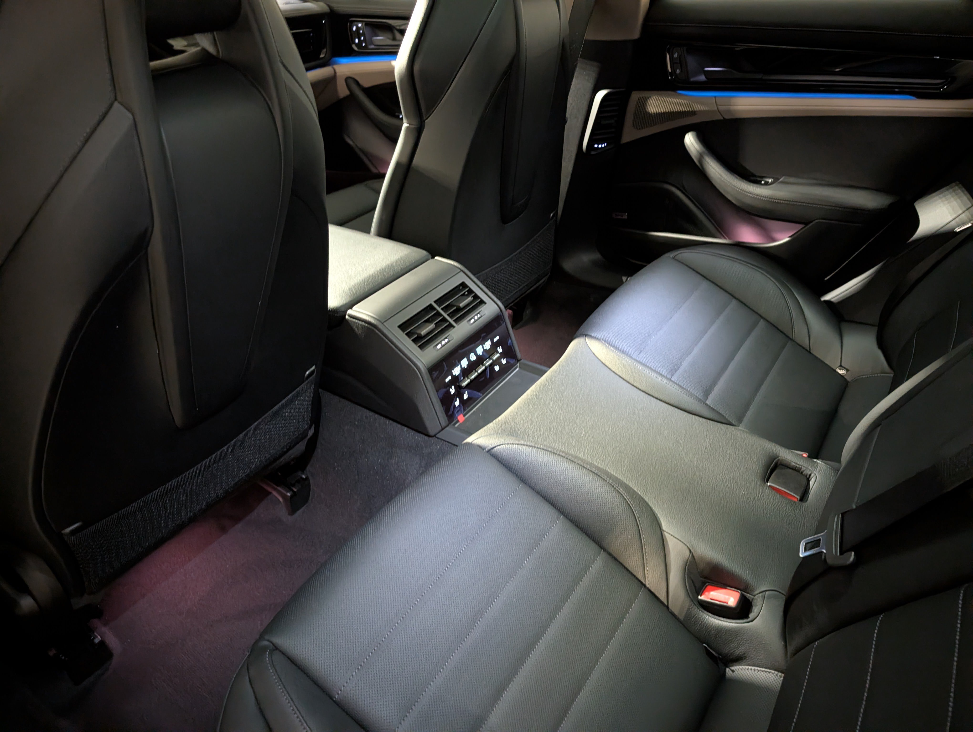 New 2026 Porsche Panamera 4 AWD/4WD image 22