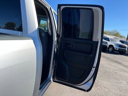 Used 2018 RAM 1500 Express w/ Express Value Package image 32