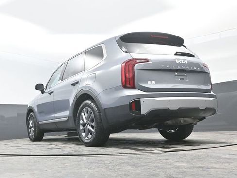 Used 2024 Kia Telluride LX image 32