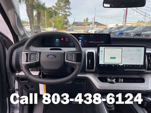 New 2026 Ford Expedition Active RWD image 16