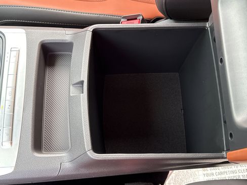 New 2026 Kia Carnival EX image 11