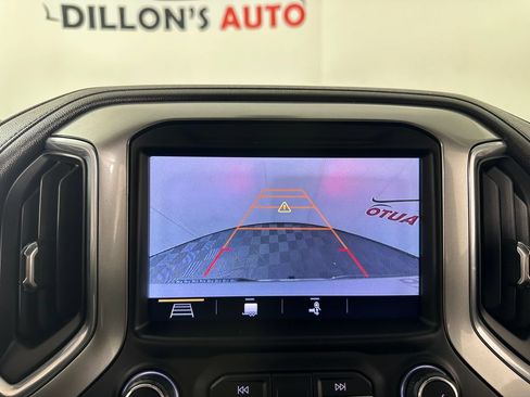 Used 2019 Chevrolet Silverado 1500 LT Trail Boss AWD/4WD image 32