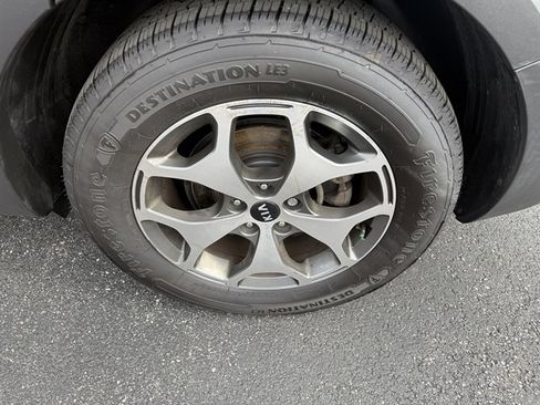 Used 2020 Kia Telluride EX w/ Towing Package AWD/4WD image 12