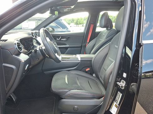 Used 2025 Mercedes-Benz GLC 43 AMG 4MATIC image 13