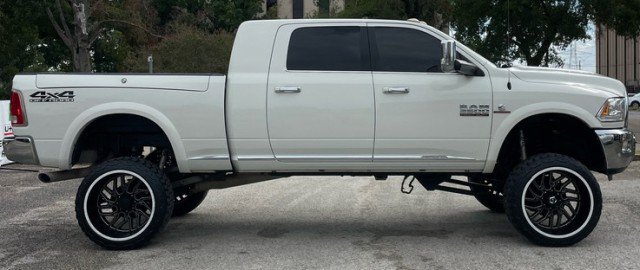 Used 2018 RAM 2500 Limited AWD/4WD image 8