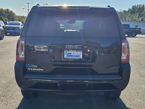 Used 2018 GMC Yukon SLT AWD/4WD image 6