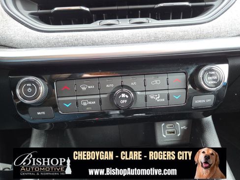 Used 2022 Jeep Compass Latitude w/ Convenience Group image 32