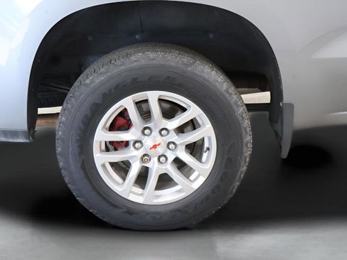 Used 2019 Chevrolet Silverado 1500 LT w/ True North Edition image 39