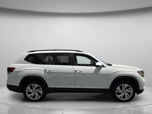 Used 2022 Volkswagen Atlas SE FWD image 6