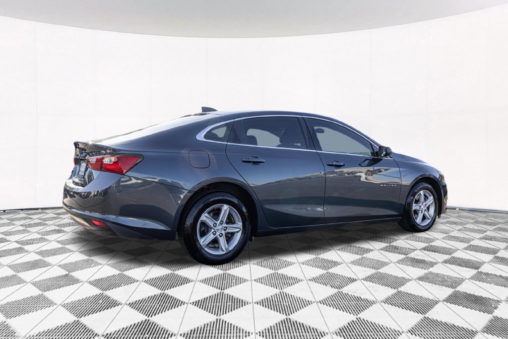 Used 2019 Chevrolet Malibu LS w/ LPO, Convenience Package 1 FWD image 10