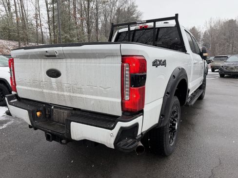 Used 2024 Ford F250 XLT w/ Black Appearance Package image 15