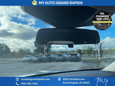 Used 2022 Ford Explorer XLT w/ Class IV Trailer Tow Package image 24