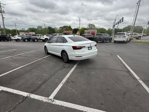 Used 2019 Volkswagen Jetta SE FWD image 10