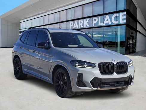 Used 2023 BMW X3 M40i w/ Premium Package image 2