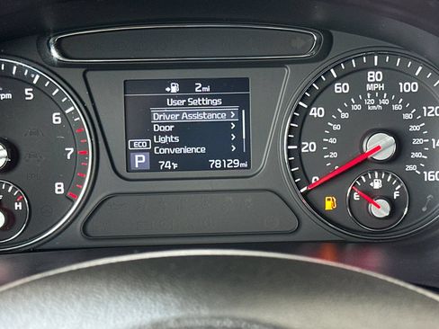 Used 2020 Kia Sorento S FWD image 26
