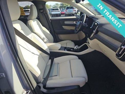 Used 2026 Volvo XC40 B5 Plus AWD/4WD image 3