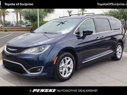 Used 2017 Chrysler Pacifica Touring-L w/ Tire & Wheel Group