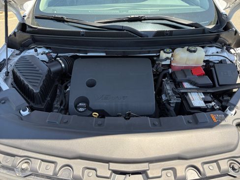 Used 2018 Buick Enclave Essence FWD image 20