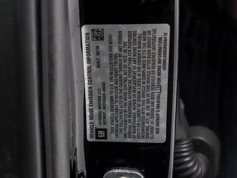 Used 2016 Chevrolet Suburban 3500 LS w/ Driver Alert Package image 34