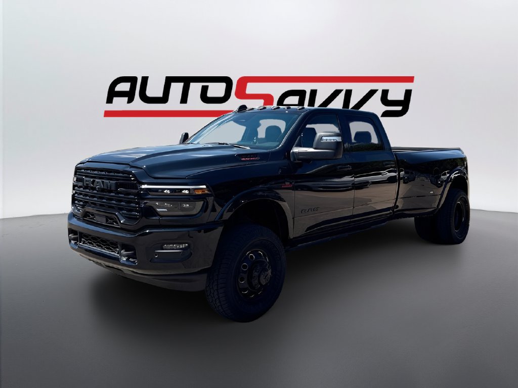 Used 2025 RAM 3500 Limited AWD/4WD image 3