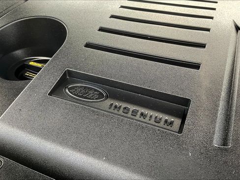 Used 2020 Land Rover Range Rover Sport HSE image 31