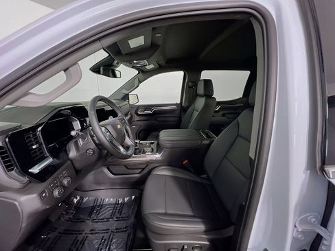Certified 2026 Chevrolet Silverado 1500 LTZ AWD/4WD image 20