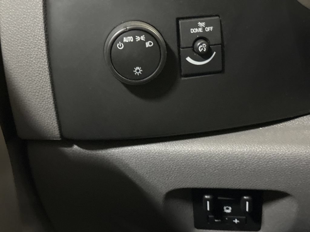 Used 2013 Chevrolet Silverado 2500 W/T AWD/4WD image 17