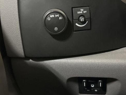 Used 2013 Chevrolet Silverado 2500 W/T AWD/4WD image 17