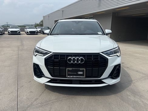 Used 2025 Audi Q3 2.0T Premium w/ Convenience Package AWD/4WD image 2