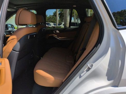 New 2026 BMW X5 xDrive40i w/ M Sport Package AWD/4WD image 14