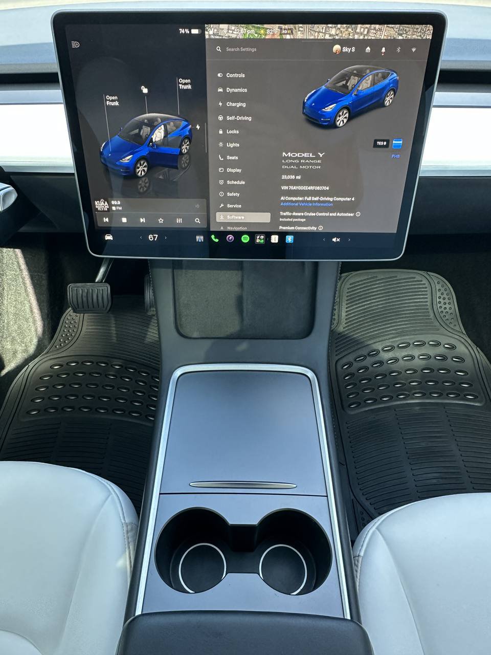 Used 2024 Tesla Model Y Long Range AWD/4WD image 32