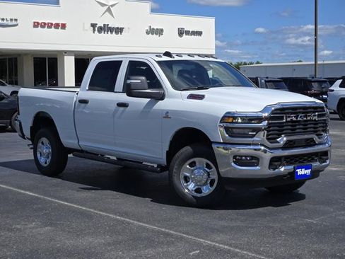 New 2025 RAM 2500 Tradesman AWD/4WD image 2