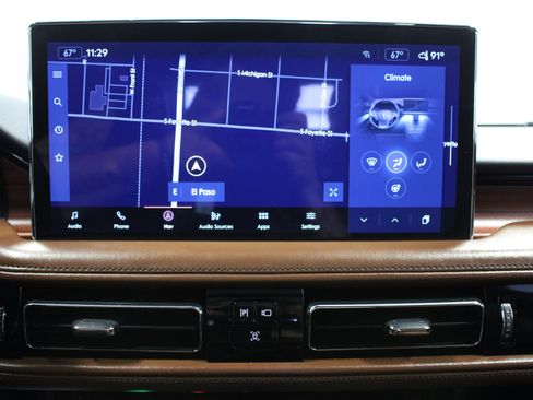 Used 2022 Lincoln Nautilus Reserve w/ Equipment Group 201A AWD/4WD image 22