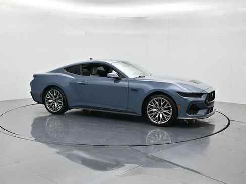 Certified 2025 Ford Mustang GT Premium RWD image 3
