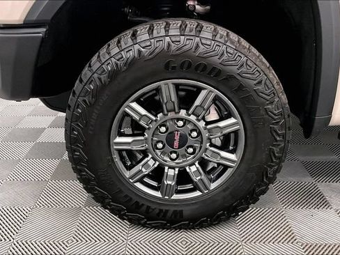 Used 2026 GMC Sierra 1500 AT4X AWD/4WD image 10