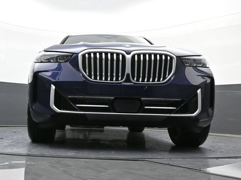 Used 2026 BMW X5 xDrive50e AWD/4WD image 26