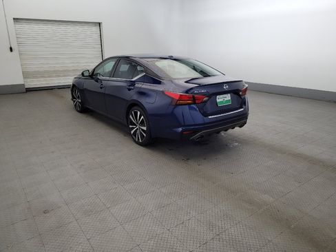 Used 2021 Nissan Altima 2.5 SR w/ SR Premium Package FWD image 5