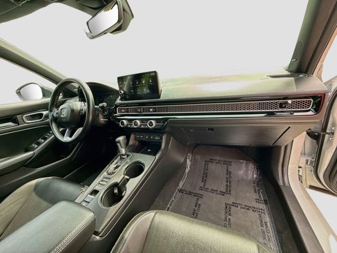 Used 2025 Honda Civic Sport Touring image 29