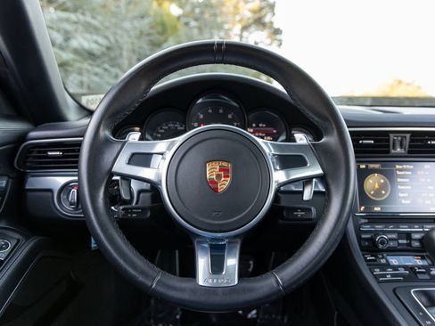 Used 2016 Porsche 911 Carrera image 28
