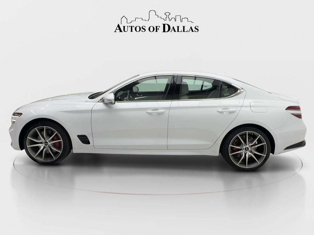 Used 2025 Genesis G70 2.5T RWD image 5